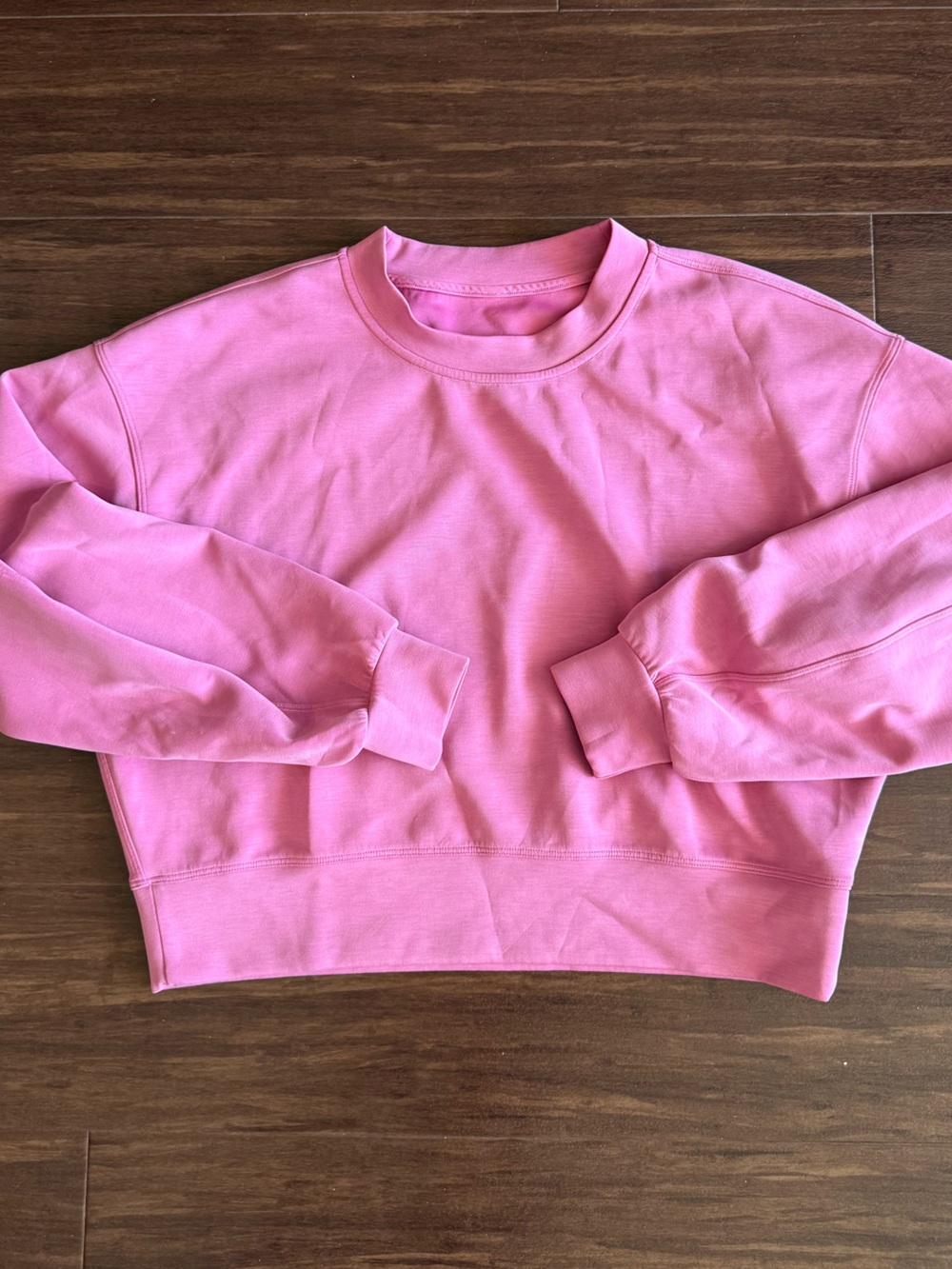 Lululemon Softstreme Crewneck Sweatshirt in pink in size 4